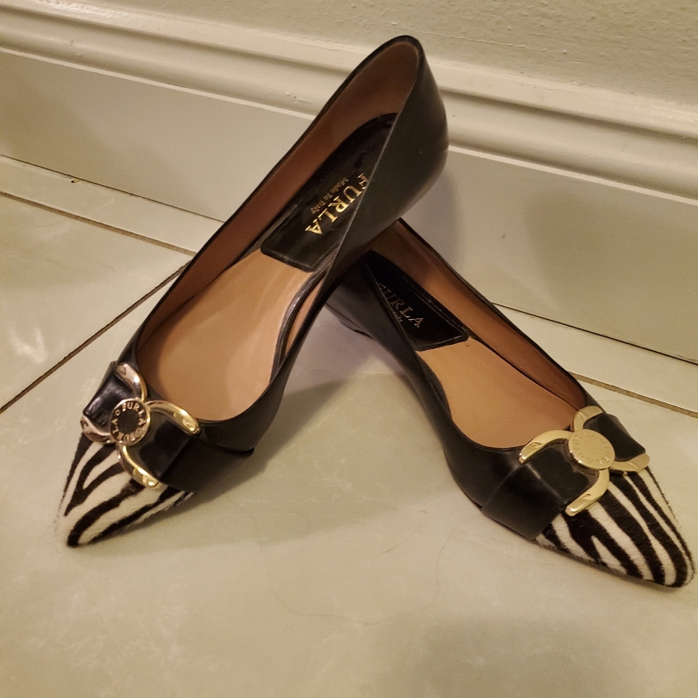 Italian made Furla flats